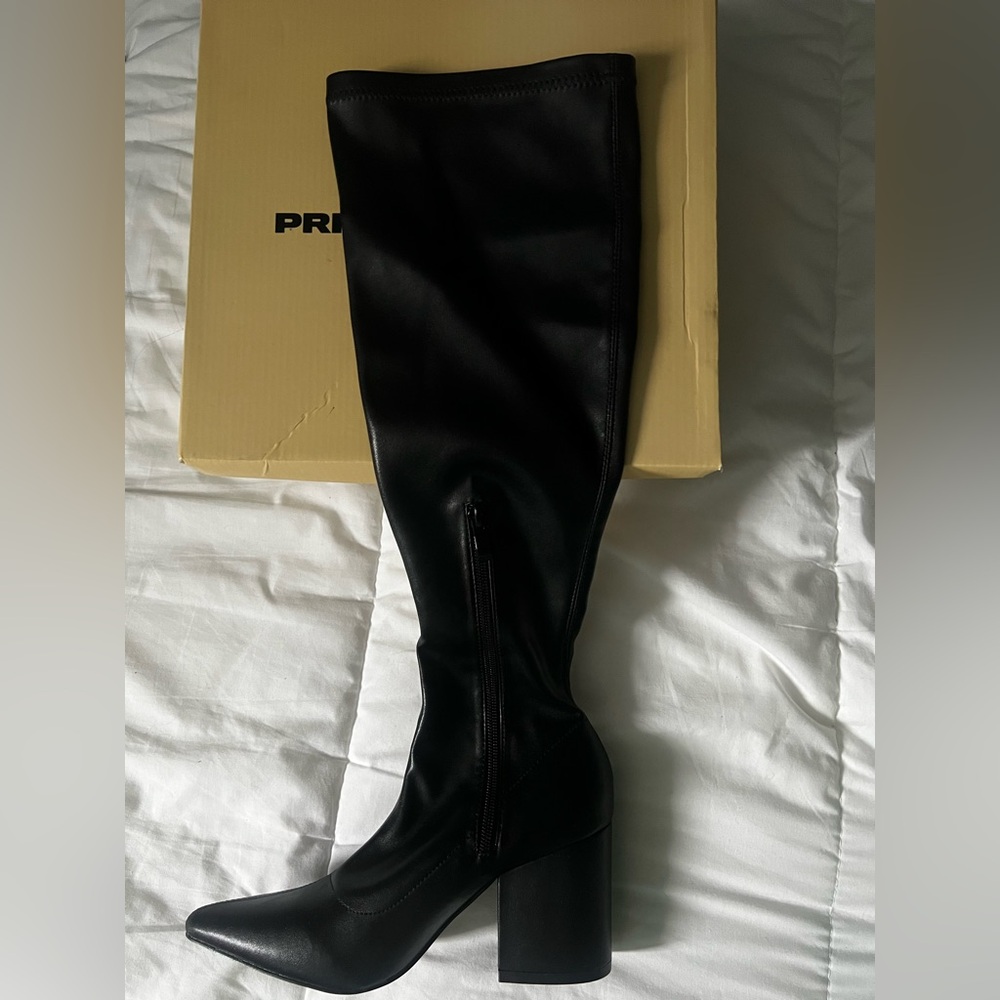 Princess Polly Olsen Boots - Picture 3 of 3
